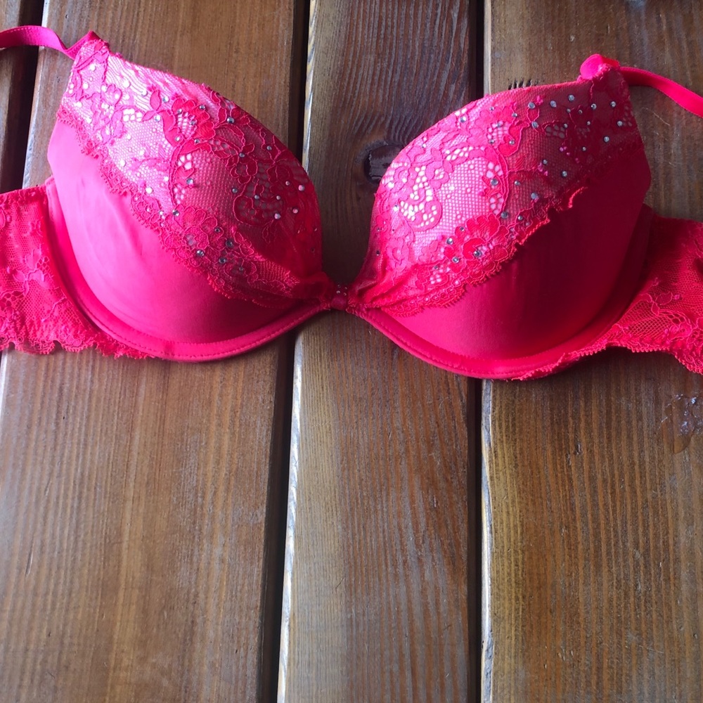 Victoria Secret Hot Pink Size 36A.